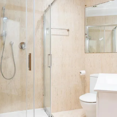Apartamento Espacioso Y Bien Equipado Cerca De La Playa
