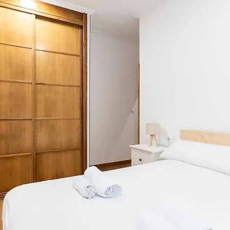 Apartamento Espacioso Y Bien Equipado Cerca De La Playa *