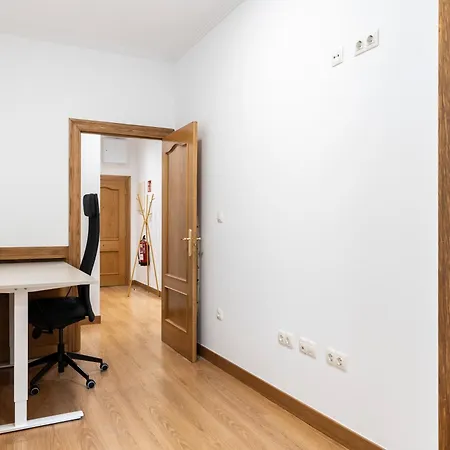 Apartamento Espacioso Y Bien Equipado Cerca De La Playa *