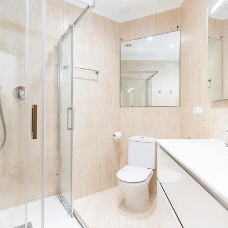 Espacioso Y Bien Equipado Cerca De La Playa Apartamento San Sebastián