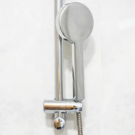 Espacioso Y Bien Equipado Cerca De La Playa דירה *