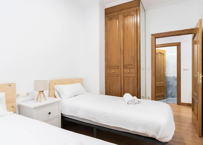 Espacioso Y Bien Equipado Cerca De La Playa アパート *