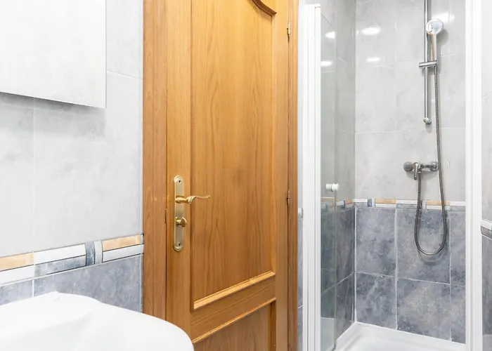 Espacioso Y Bien Equipado Cerca De La Playa